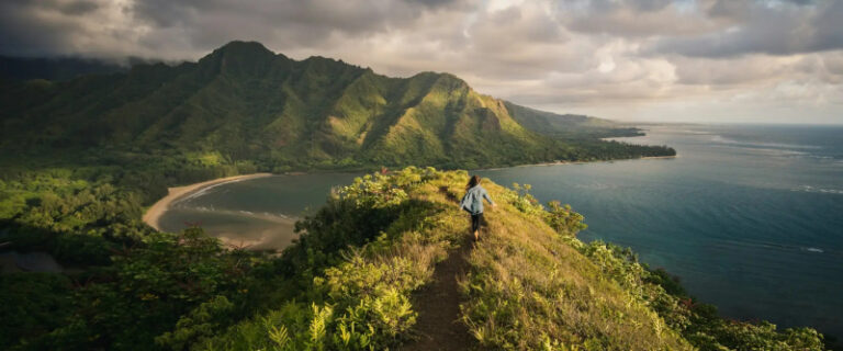 Best Time to Visit Hawaii for Weather & Deals